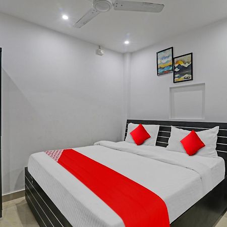 Oyo Flagship 81064 Chaudhary In Gorakhpur Exterior photo